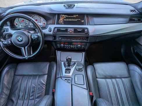 Used 2016 BMW M5 RWD image 17