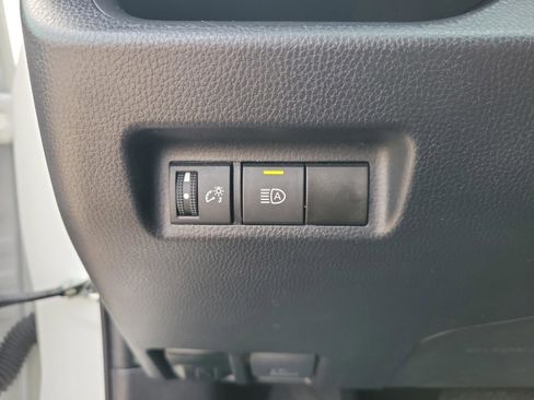 Used 2024 Toyota RAV4 XLE image 18