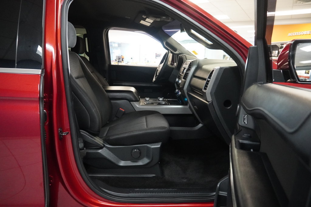Used 2018 Ford Expedition Max XLT AWD/4WD image 10