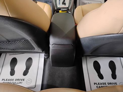 Used 2013 Hyundai Elantra Limited w/ Technology Pkg FWD image 72