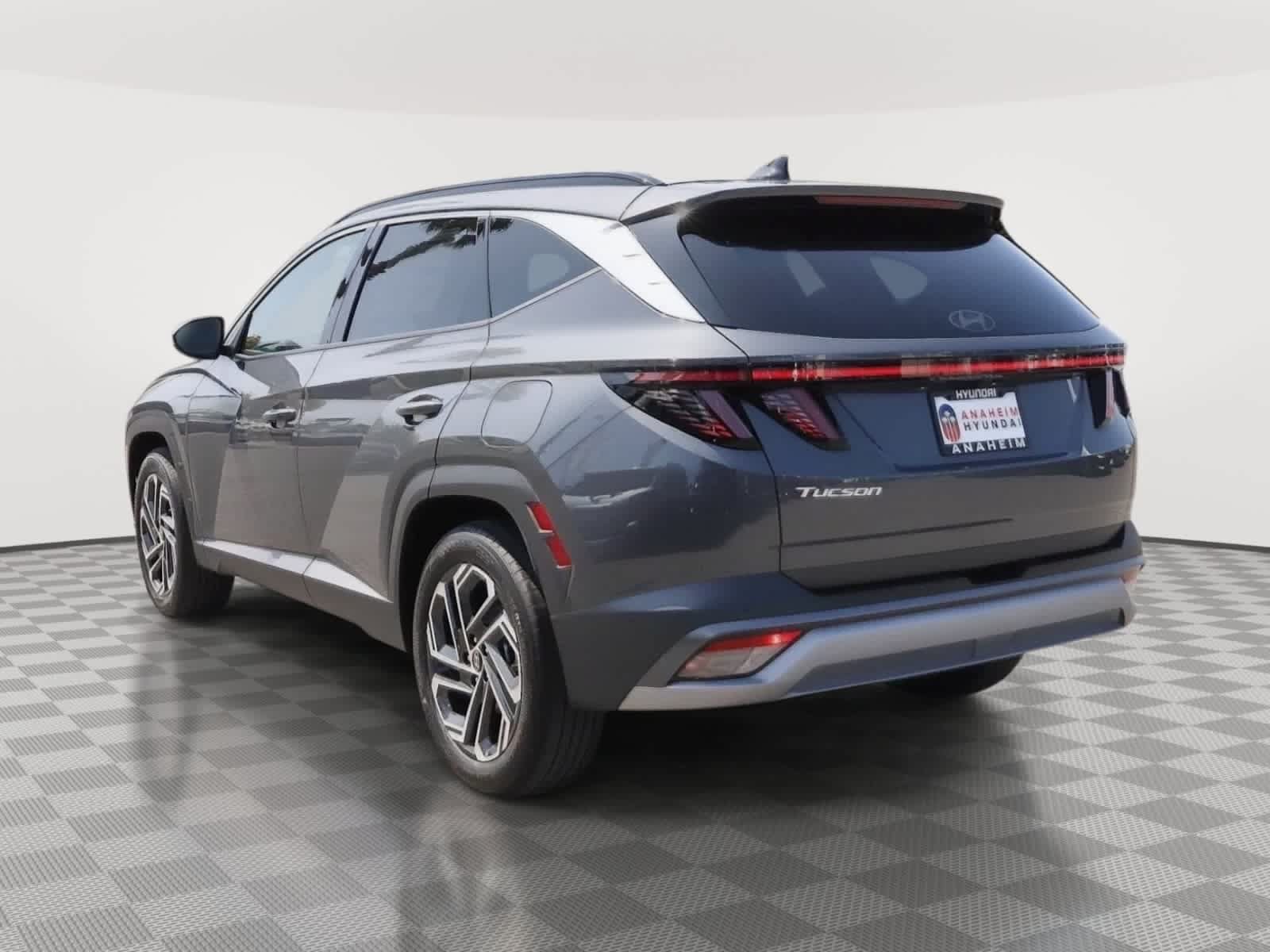 New 2026 Hyundai Tucson Limited FWD image 9
