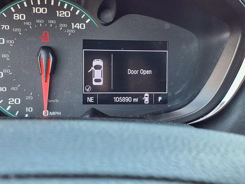 Used 2020 Chevrolet Trax LS w/ Tint and Cruise Package image 15