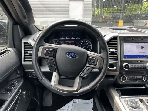 Certified 2020 Ford Expedition XLT w/ Black Accent Package AWD/4WD image 12