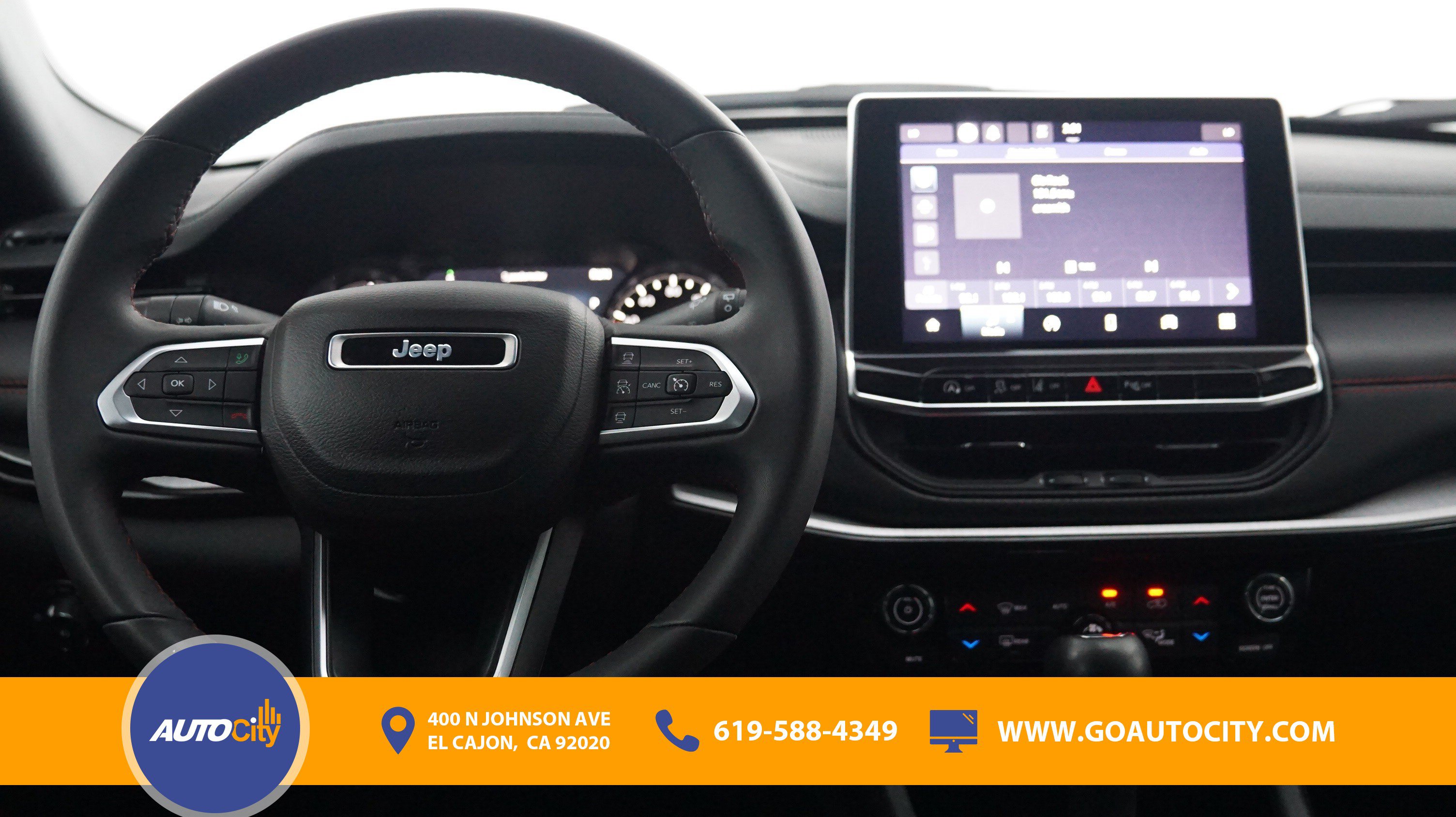 Used 2023 Jeep Compass Trailhawk AWD/4WD image 5