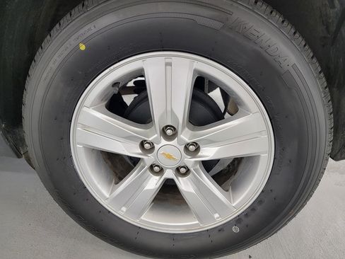 Used 2020 Chevrolet Trax LT w/ LT Convenience Package FWD image 11