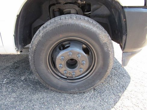 Used 2022 RAM 3500 Tradesman RWD image 10