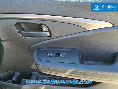 Certified 2025 Honda Passport EX-L image 22