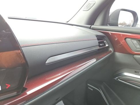 Certified 2024 Chevrolet Traverse RS w/ LPO, Floor Liner Package image 46