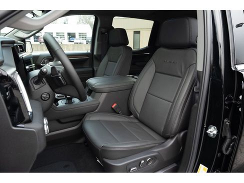 New 2026 GMC Sierra 1500 Denali image 11