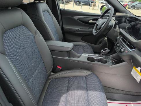 New 2026 Buick Envista Preferred FWD image 10