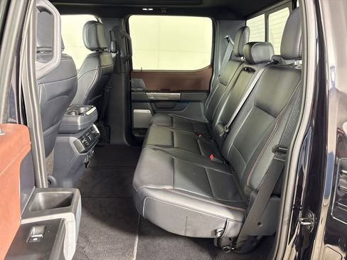 Certified 2023 Ford F150 Lariat w/ Equipment Group 502A High image 28