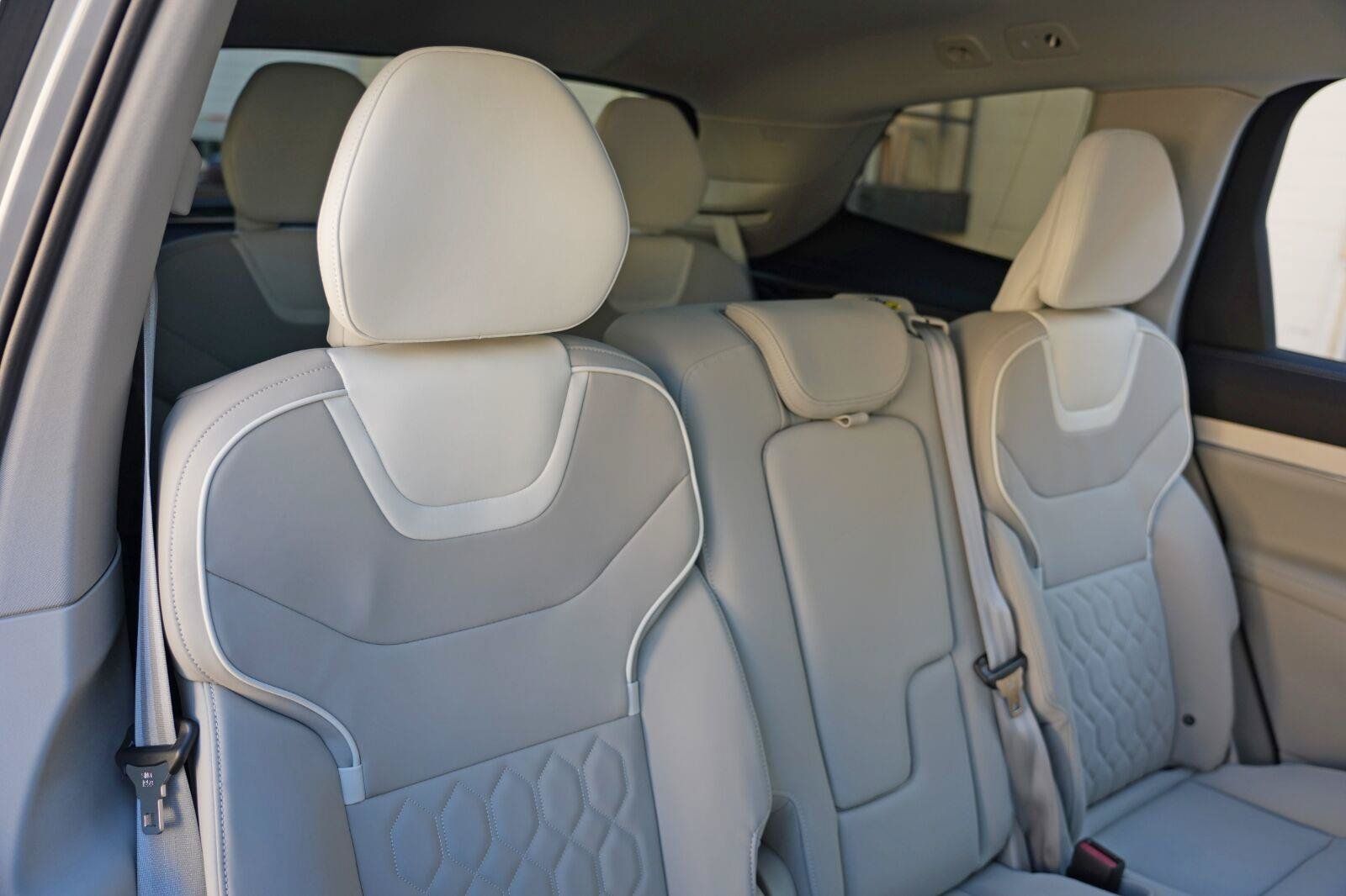 Used 2025 Volvo EX90 Ultra AWD/4WD image 38