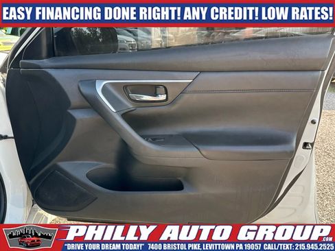 Used 2017 Nissan Altima 2.5 SR FWD image 19