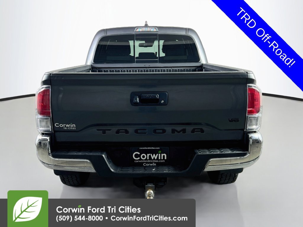 Used 2022 Toyota Tacoma TRD Off-Road AWD/4WD image 12