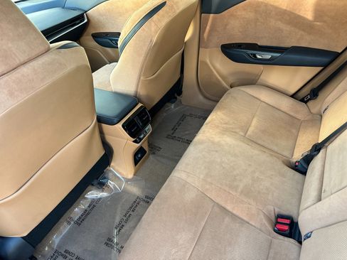 Used 2023 Lexus RZ 450e Premium w/ Accessory Package (Z1) image 12