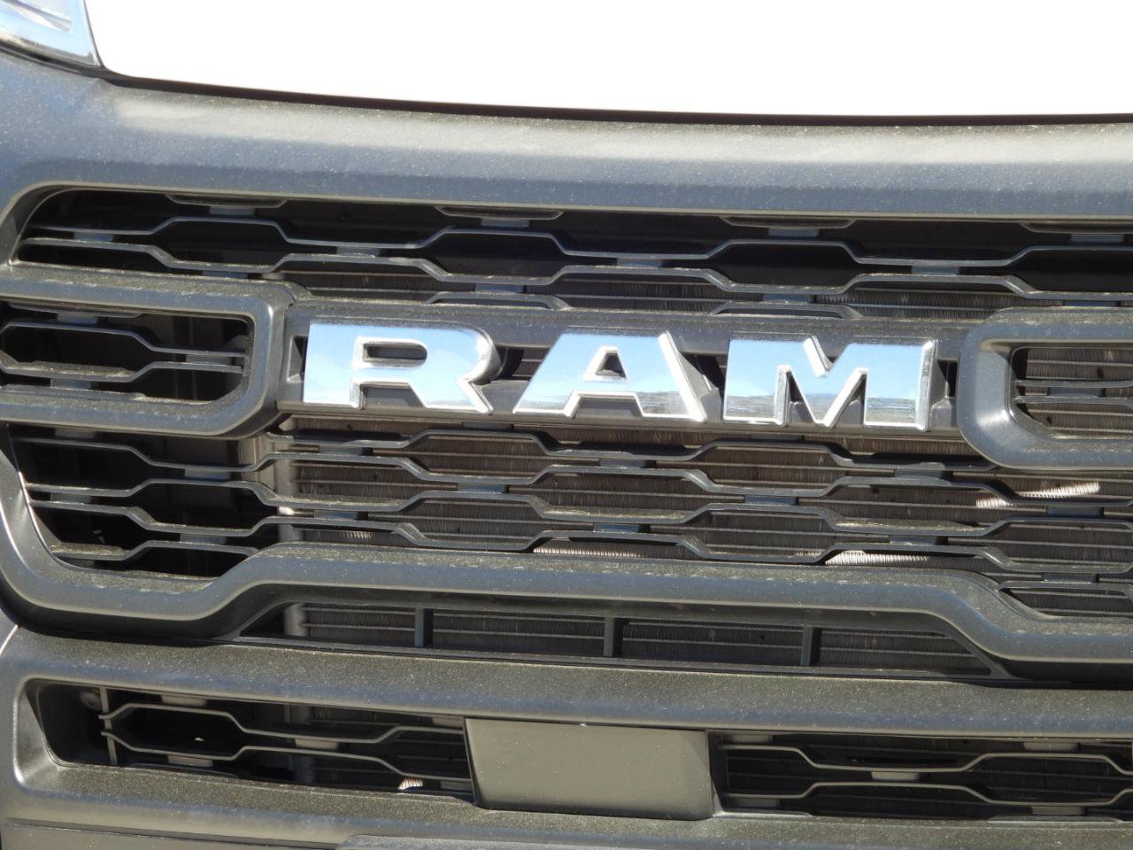 Used 2024 RAM ProMaster 2500 159 High Roof w/ Convenience Group FWD image 18