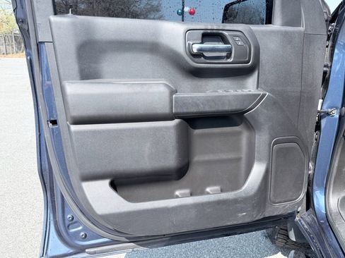 Used 2021 Chevrolet Silverado 1500 Custom image 27