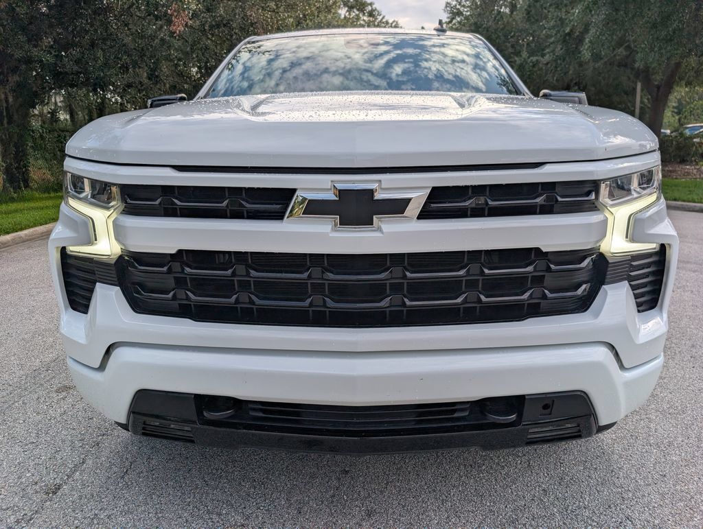 Used 2024 Chevrolet Silverado 1500 RST AWD/4WD image 2