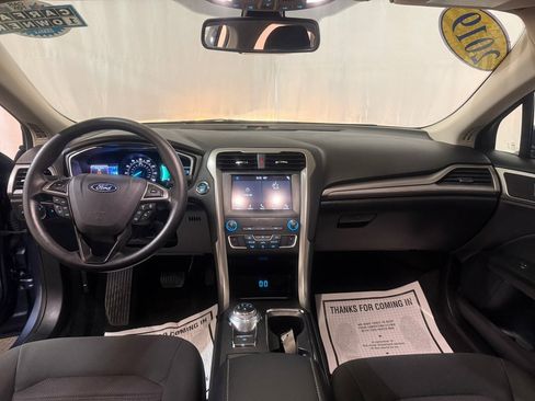 Used 2019 Ford Fusion SE image 37