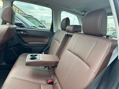 Used 2017 Subaru Forester 2.5i Touring AWD/4WD image 21