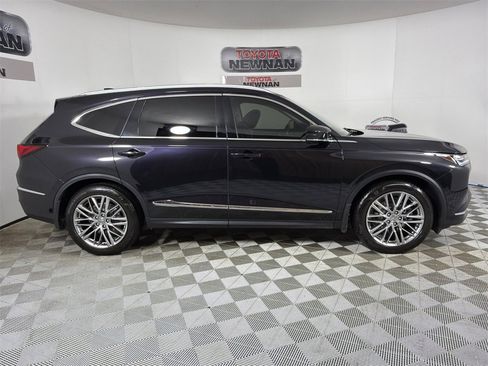 Used 2023 Acura MDX SH-AWD w/ Advance Package image 4