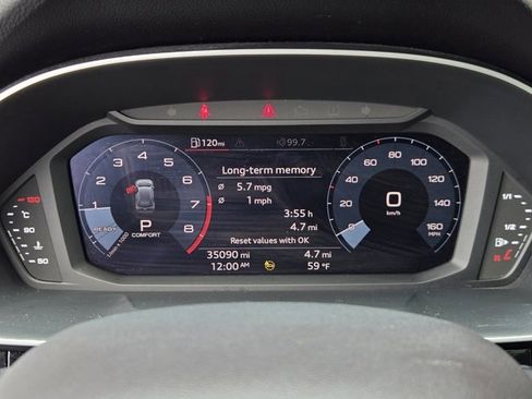 Used 2021 Audi Q3 2.0T Premium image 21