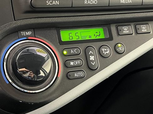 Used 2012 Toyota Prius C Two image 25