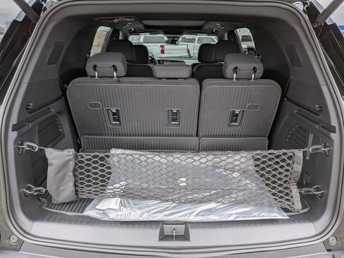New 2026 Chevrolet Traverse LT w/ Sun and Wheel Package FWD image 26