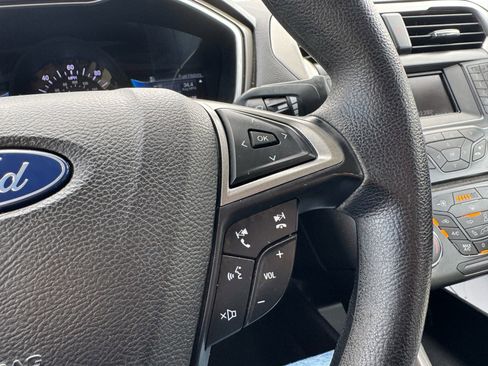 Used 2018 Ford Fusion S FWD image 16