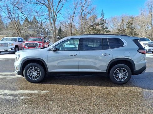 Used 2025 GMC Acadia Elevation image 7