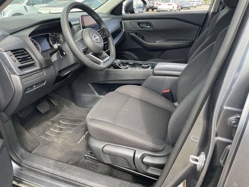 Used 2024 Nissan Rogue S AWD/4WD image 21