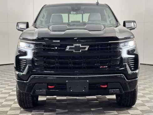Used 2025 Chevrolet Silverado 1500 LT Trail Boss w/ Convenience Package II image 6