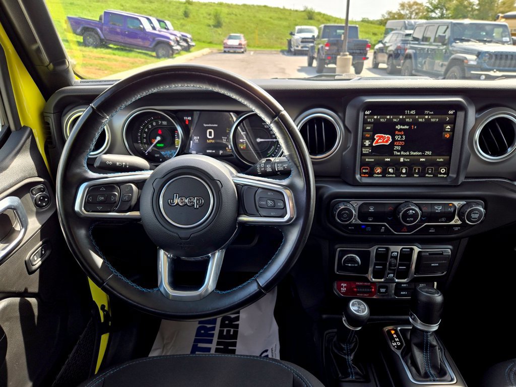 Used 2022 Jeep Wrangler Unlimited Rubicon 4xe AWD/4WD image 18