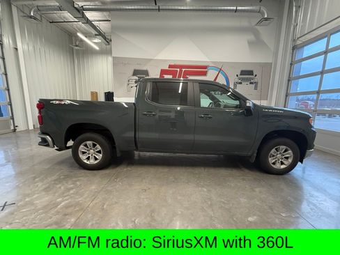 Used 2025 Chevrolet Silverado 1500 LT image 2