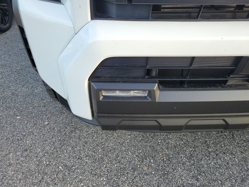 Used 2025 Toyota 4Runner SR5 image 7