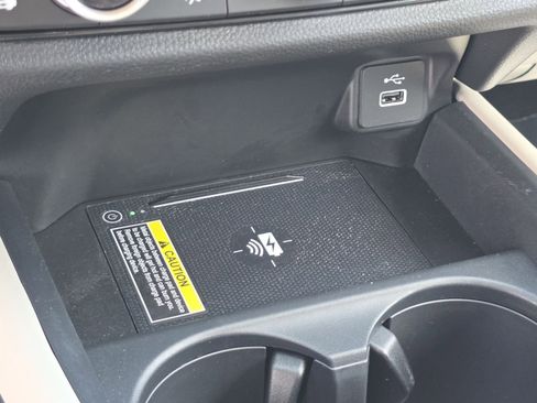 Certified 2024 Honda HR-V EX-L image 7