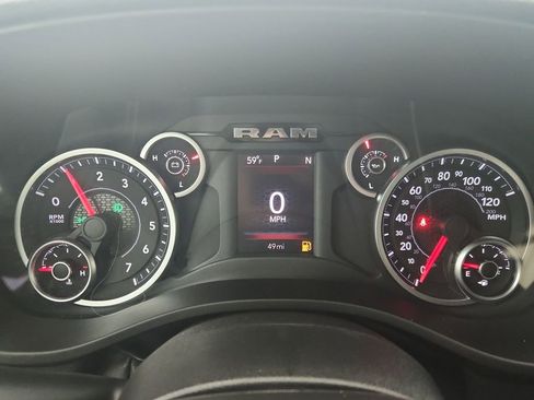 New 2026 RAM 1500 4x4 Crew Cab image 23