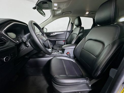 Used 2022 Ford Escape SEL image 13