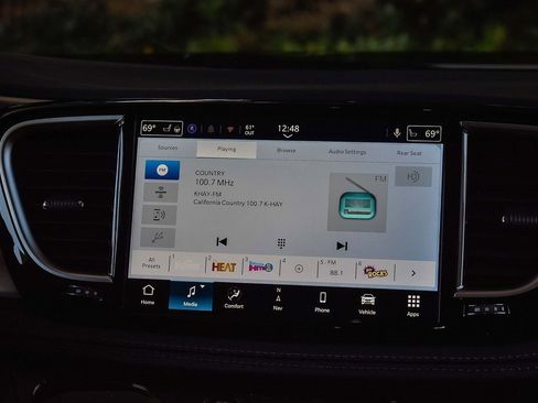 New 2026 Chrysler Pacifica Pinnacle w/ Trailer Tow Group image 14