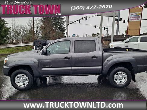 Used 2013 Toyota Tacoma PreRunner w/ SR5 Pkg image 7