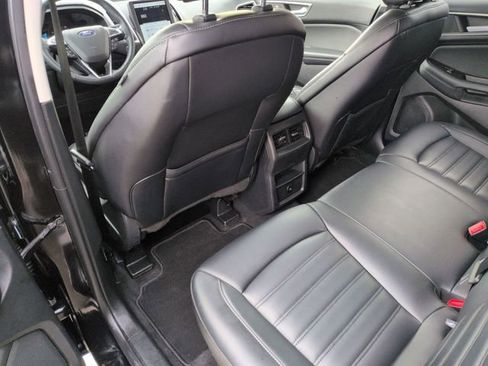 Used 2024 Ford Edge SEL image 25