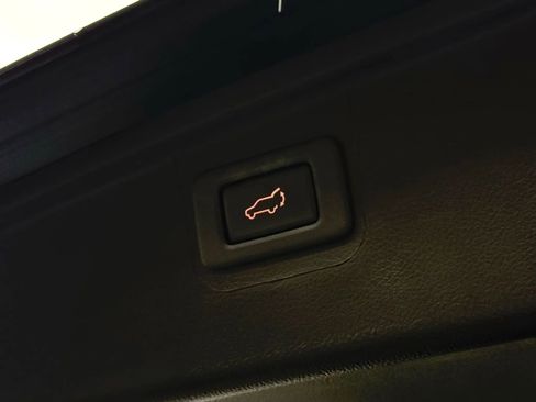 Used 2018 Subaru Outback 2.5i Limited image 41