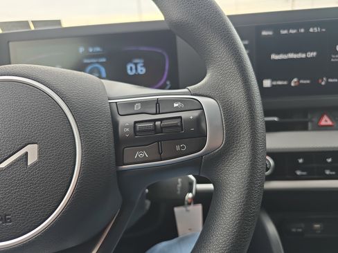 Used 2023 Kia Sportage LX image 22