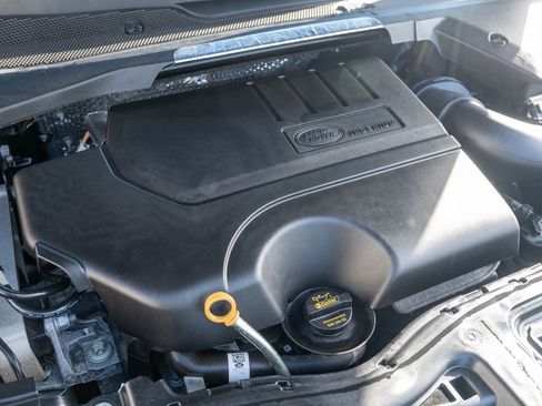 New 2024 Land Rover Discovery Sport S image 36