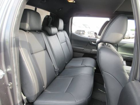 Used 2023 Toyota Tacoma Limited w/ Nightshade Package AWD/4WD image 25