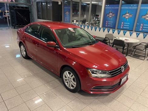 Used 2017 Volkswagen Jetta S image 2