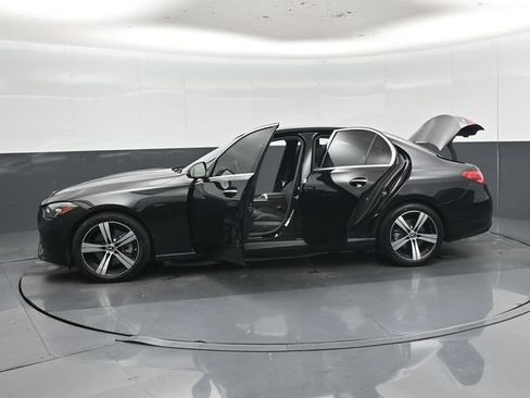 Used 2022 Mercedes-Benz C 300 Sedan image 61