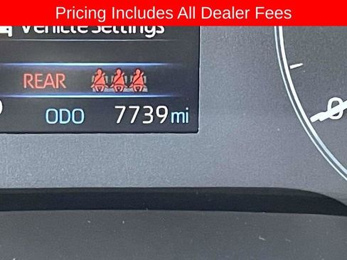 Used 2024 Toyota Corolla LE FWD image 23