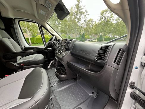 Used 2026 RAM ProMaster 2500 w/ Convenience Group FWD image 27