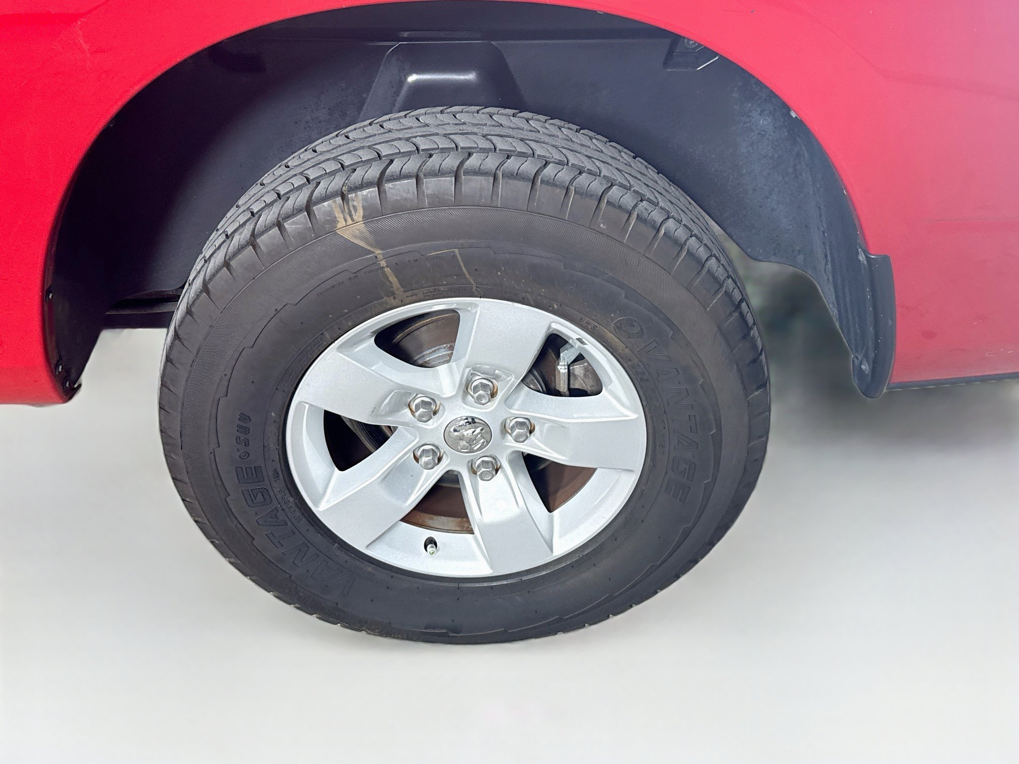 Used 2022 RAM 1500 Classic SLT RWD image 35